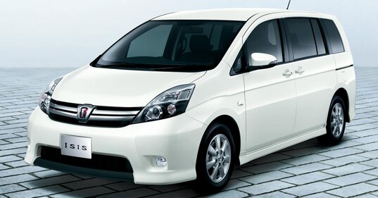 Toyota isis 2018